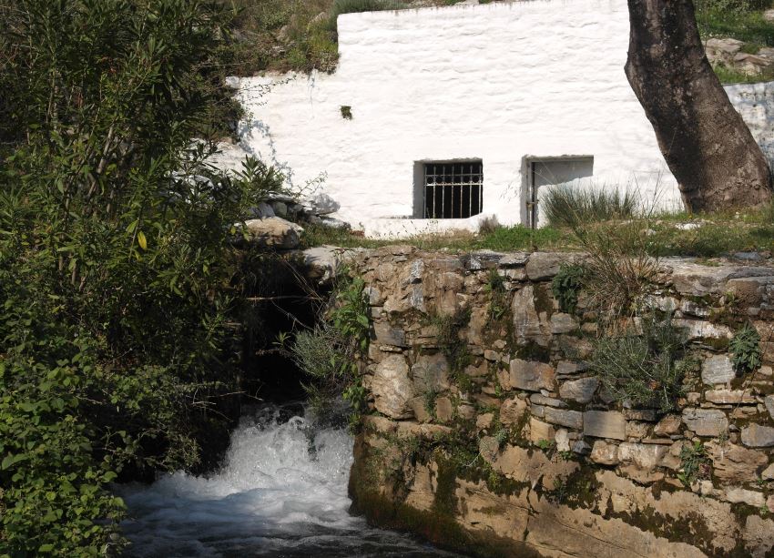 The fresh water spring at Agia Triada, Karystos